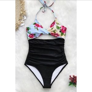 CUPSHE Monokini Swimsuit
